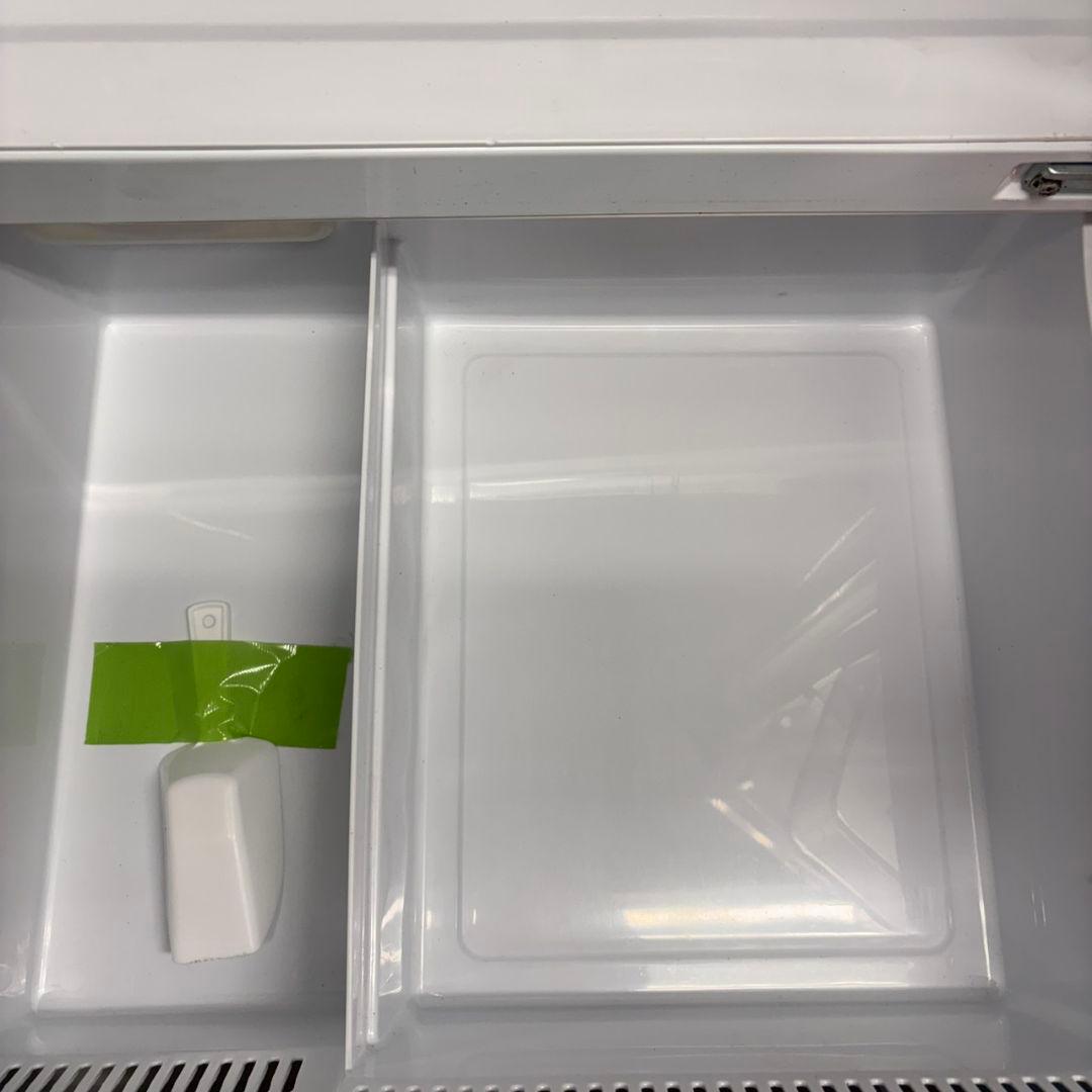 658 関東配送無料　東京発　大型冷蔵庫　右開き　300Ｌ強　家庭用　シルバー