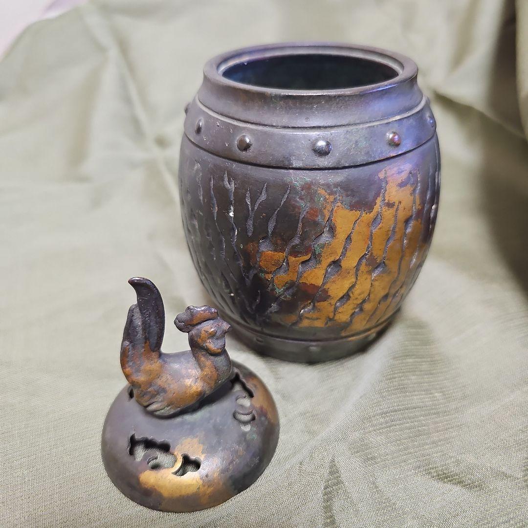 秦蔵六造　鍍金銅　諌鼓　香炉