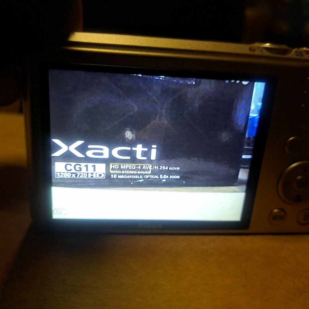 Nikon　COOLPIX S7000 ゴールド