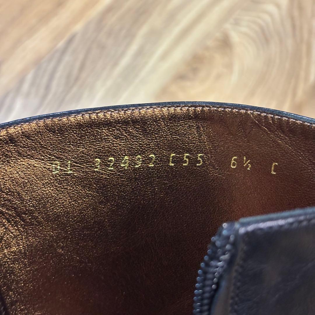 【極美品】サルヴァトーレフェラガモ レザーショートブーツ サイドジップ 24cm