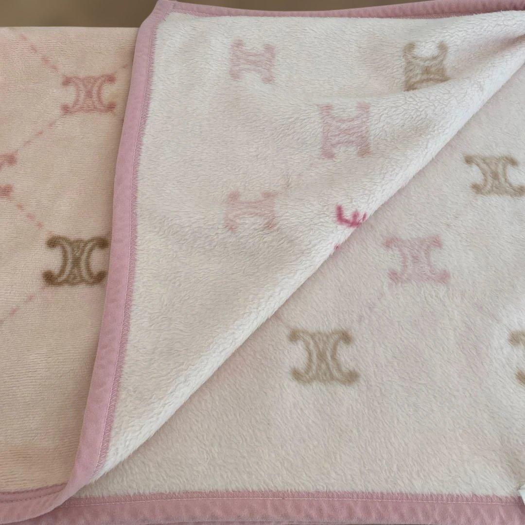 CÉLINE ロゴ入りブランケット 145cm x 100cm