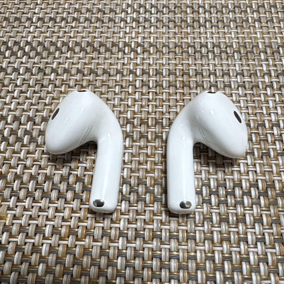 AirPods4 本体 ノイズキャンセリング搭載
