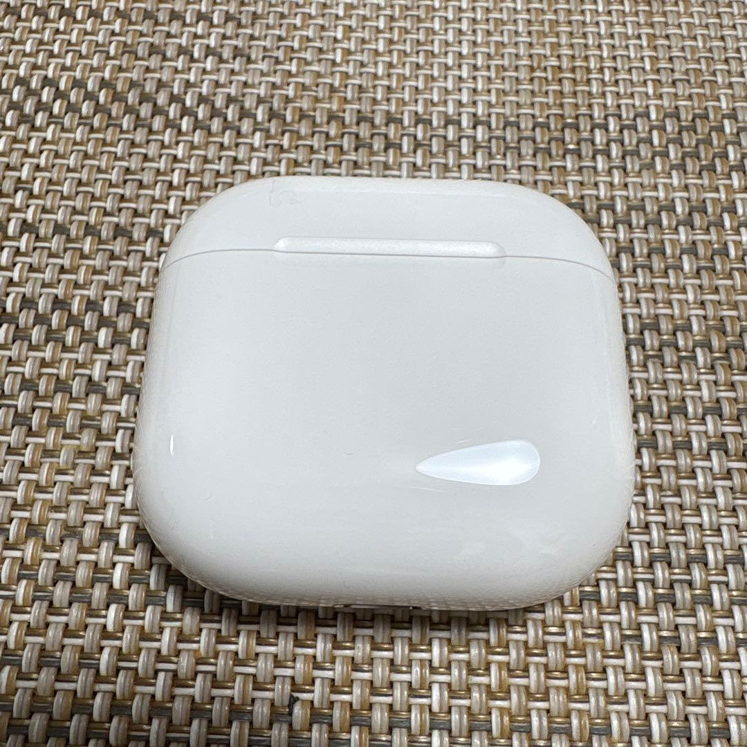 AirPods4 本体 ノイズキャンセリング搭載