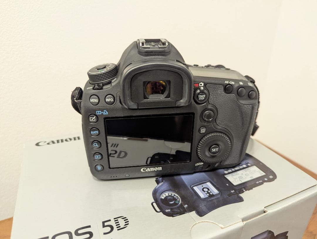 Canon EOS 5D Mark III 本体