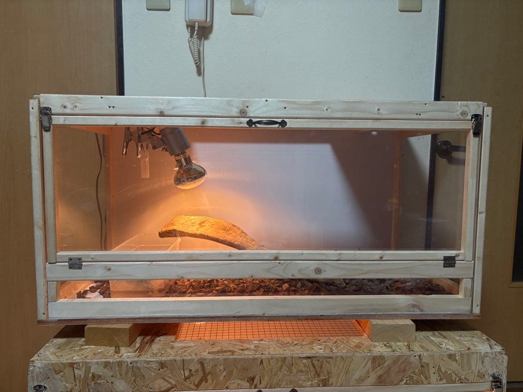 爬虫類ケージ 90×45×45 サイドアクリル　前開きケージ 爬虫類　飼育