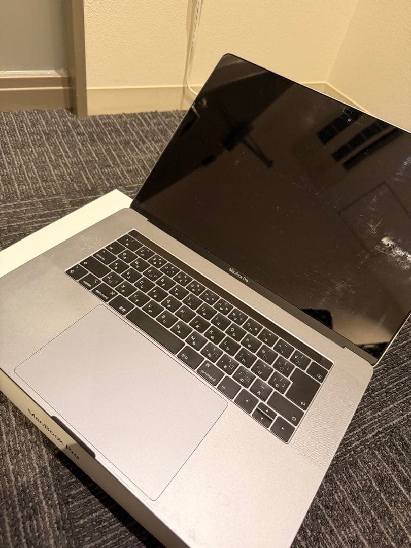 MacBookPro 15インチ メモリ32GB 箱有り