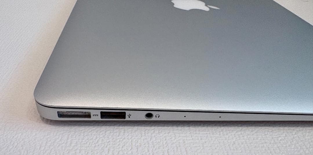 MacBook Air 13インチ Mid2013 SSD128GB 付属品完備