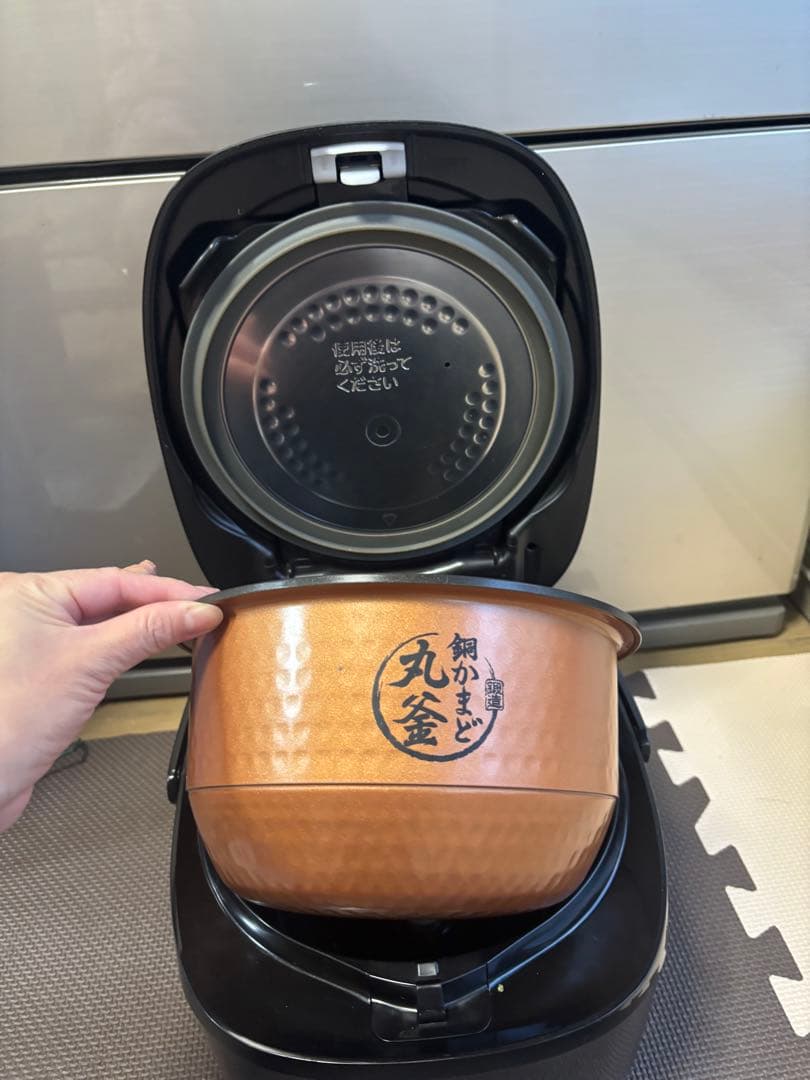 TOSHIBA 真空圧力IHジャー炊飯器 RC-10VRV-K-2024年製