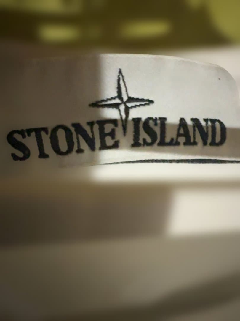 stone  ホワイトスウェット