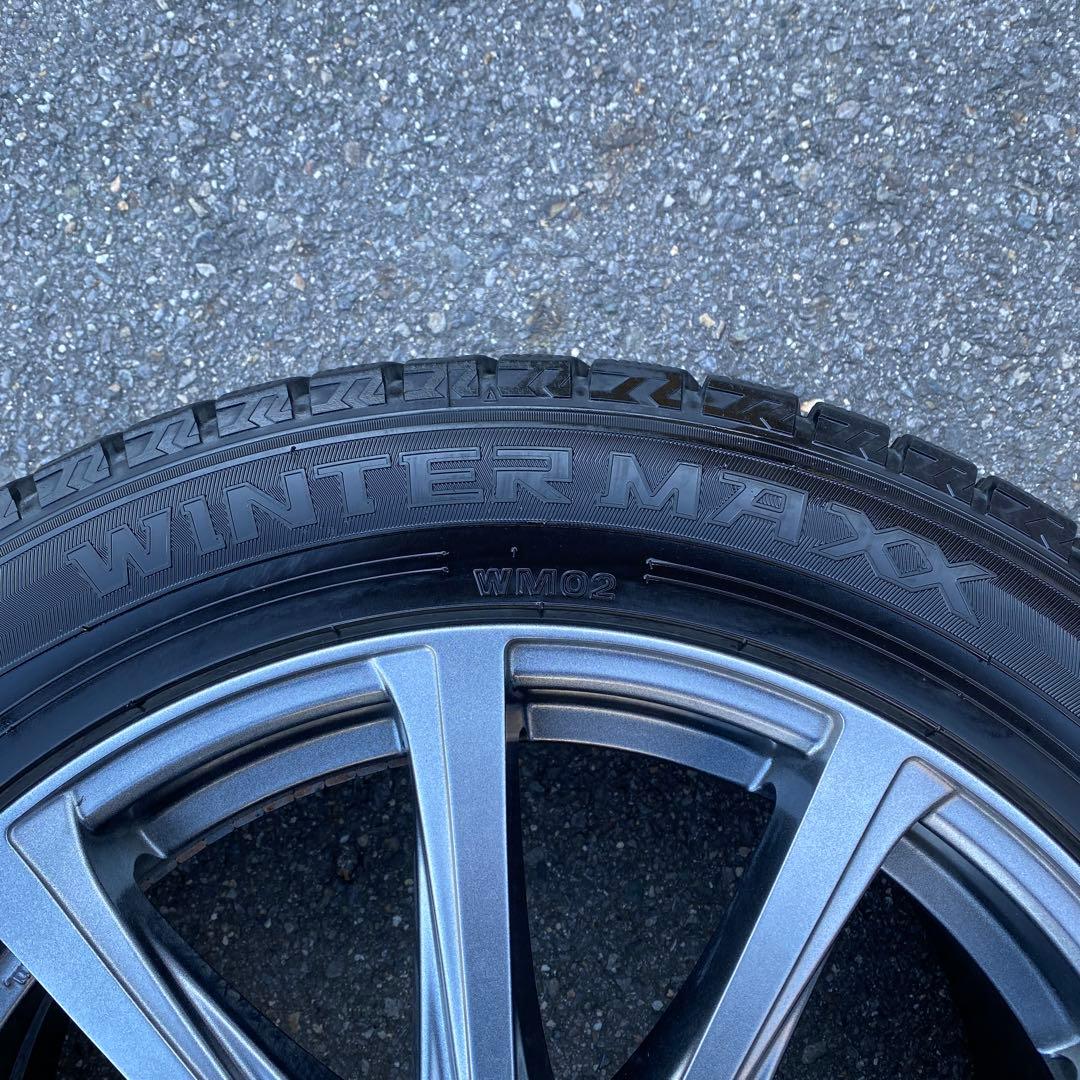 中古溝ありダンロップスタッドレスセット235/50R18 30系アルファード等