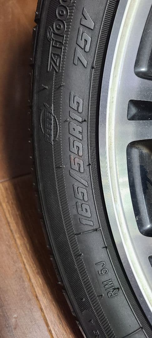 N-BOX カスタム 純正ホイール