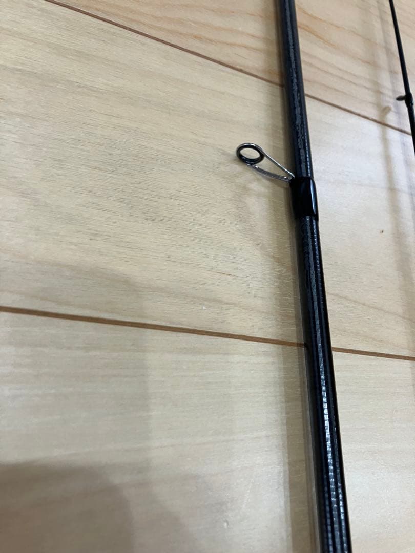 ラグゼ寧音　B77H