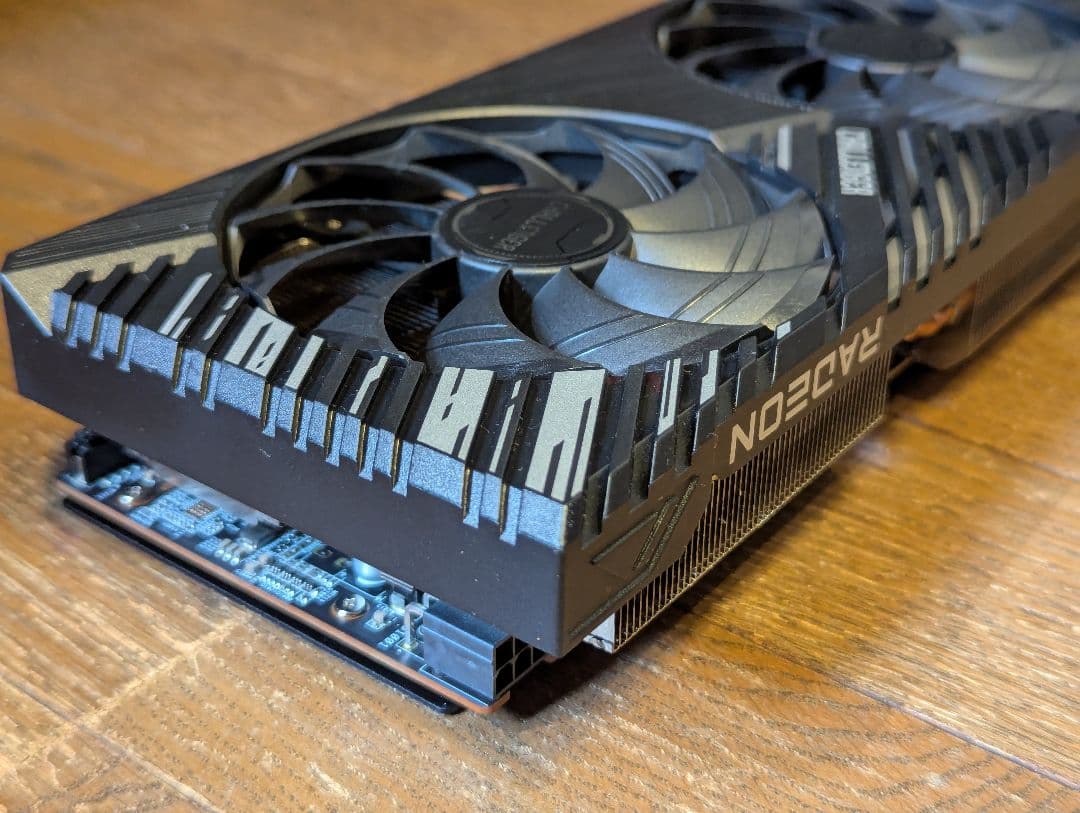 グラフィックボード・グラボ・ビデオカード ASRock RX 7700 XT Challenger 12GB OC