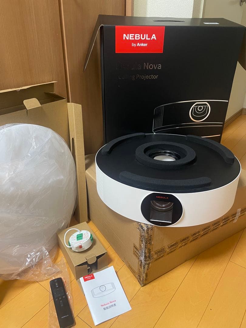 Anker Nebula Nova プロジェクター