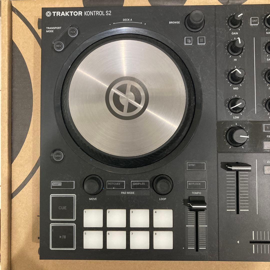 TRAKTOR KONTROL S2 MK3 DJコントローラー