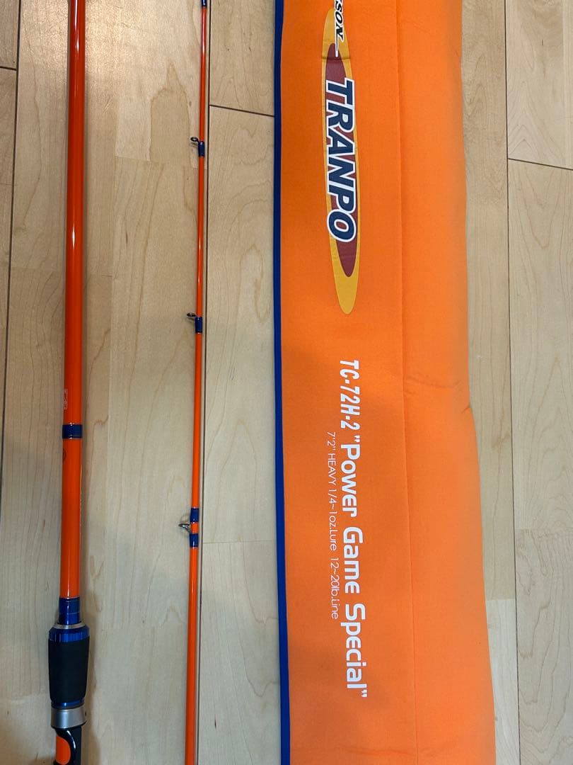 ☆ジャッカルTRANPO TC-72H-2 \" ルアーロッド・ケース付き
