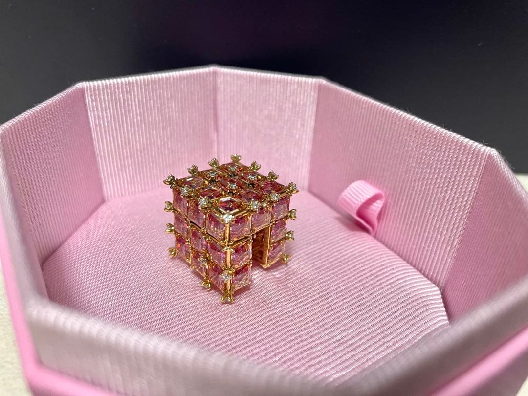 ⭐︎週末SALE⭐︎Curiosa スタッドピアス　シングル、スクエアカット