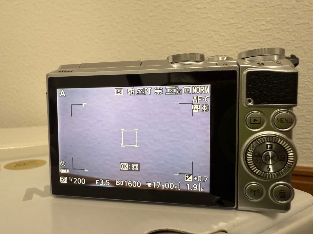 Nikon 1 J5 ダブルレンズキット＋望遠レンズ