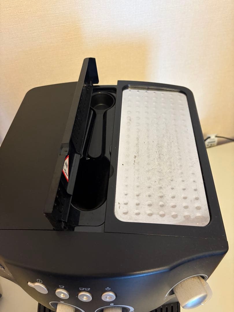 デロンギMAGNIFICA エスプレッソマシン