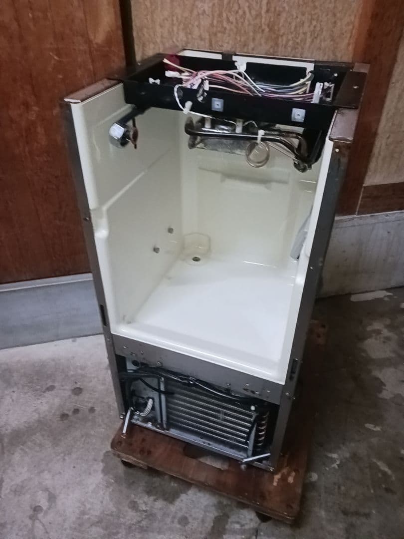 SANYO　業務用製氷機　SIM-S2500 　　ホシザキ　Panasonic