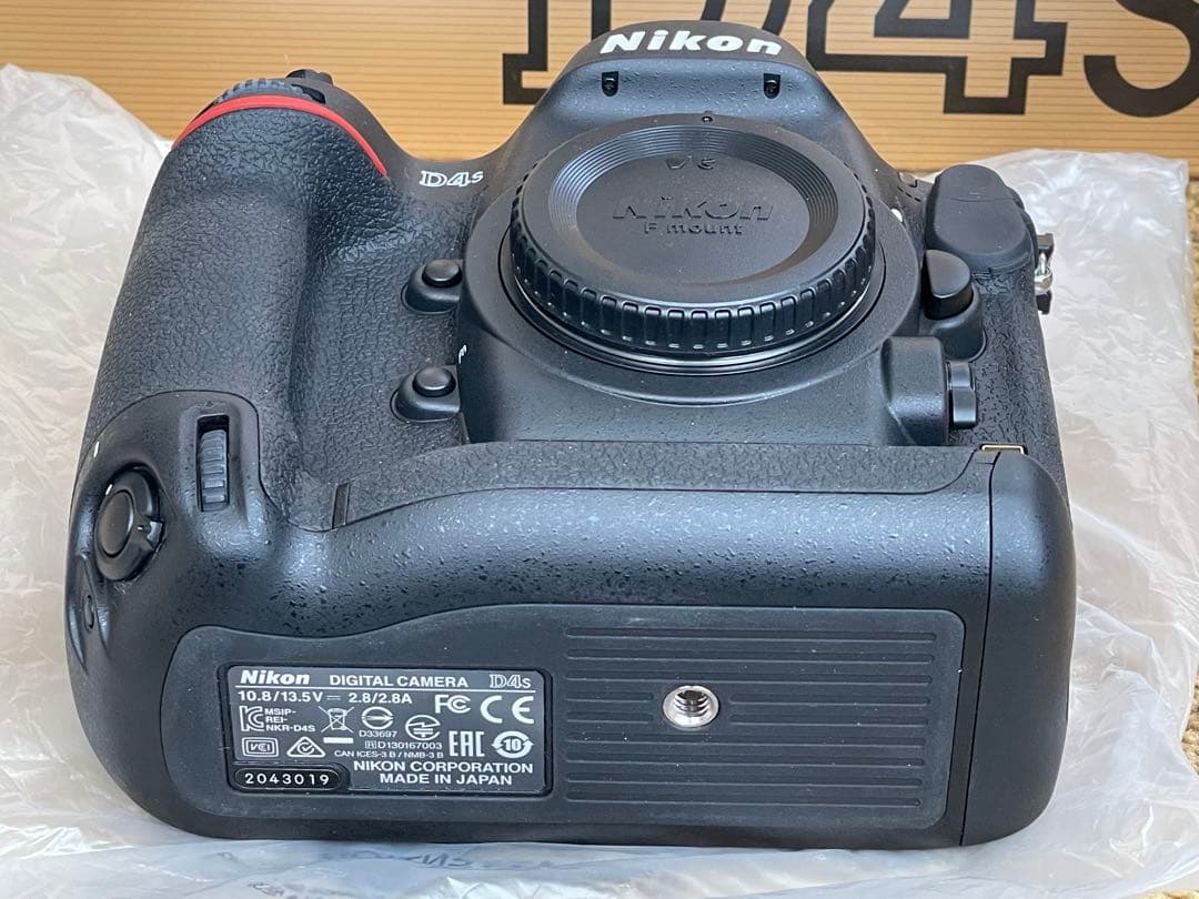 Nikon D4s <シャッター数12回>
