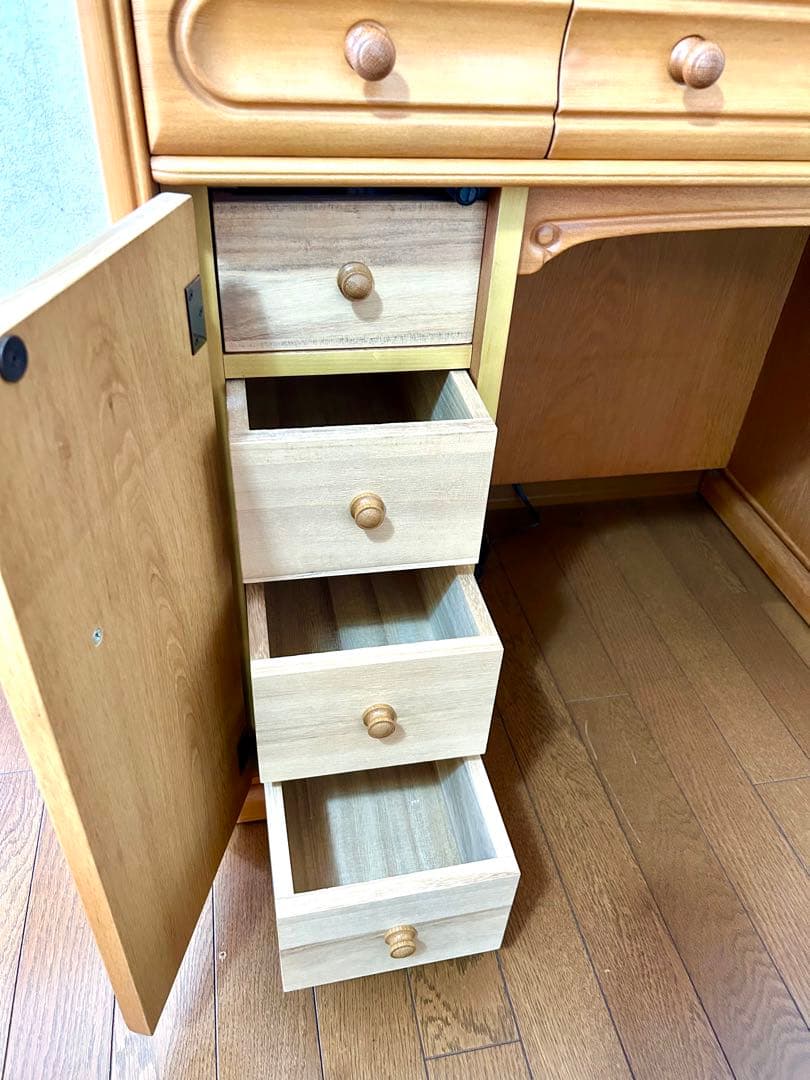 ナチュラルウッド クラシックスタイル ドレッサー鏡台 (椅子別売り)お値段相談可