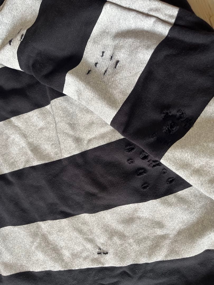 AMIRI ダメージスウェット　Mサイズ