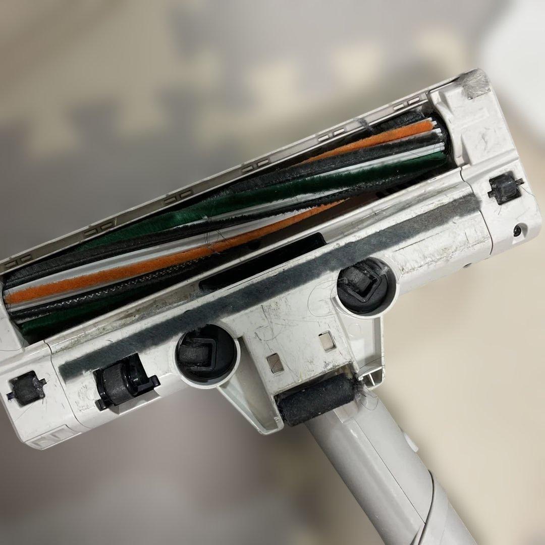 2024年製 東芝 コードレス掃除機 VC-SL130DS 紙パック式