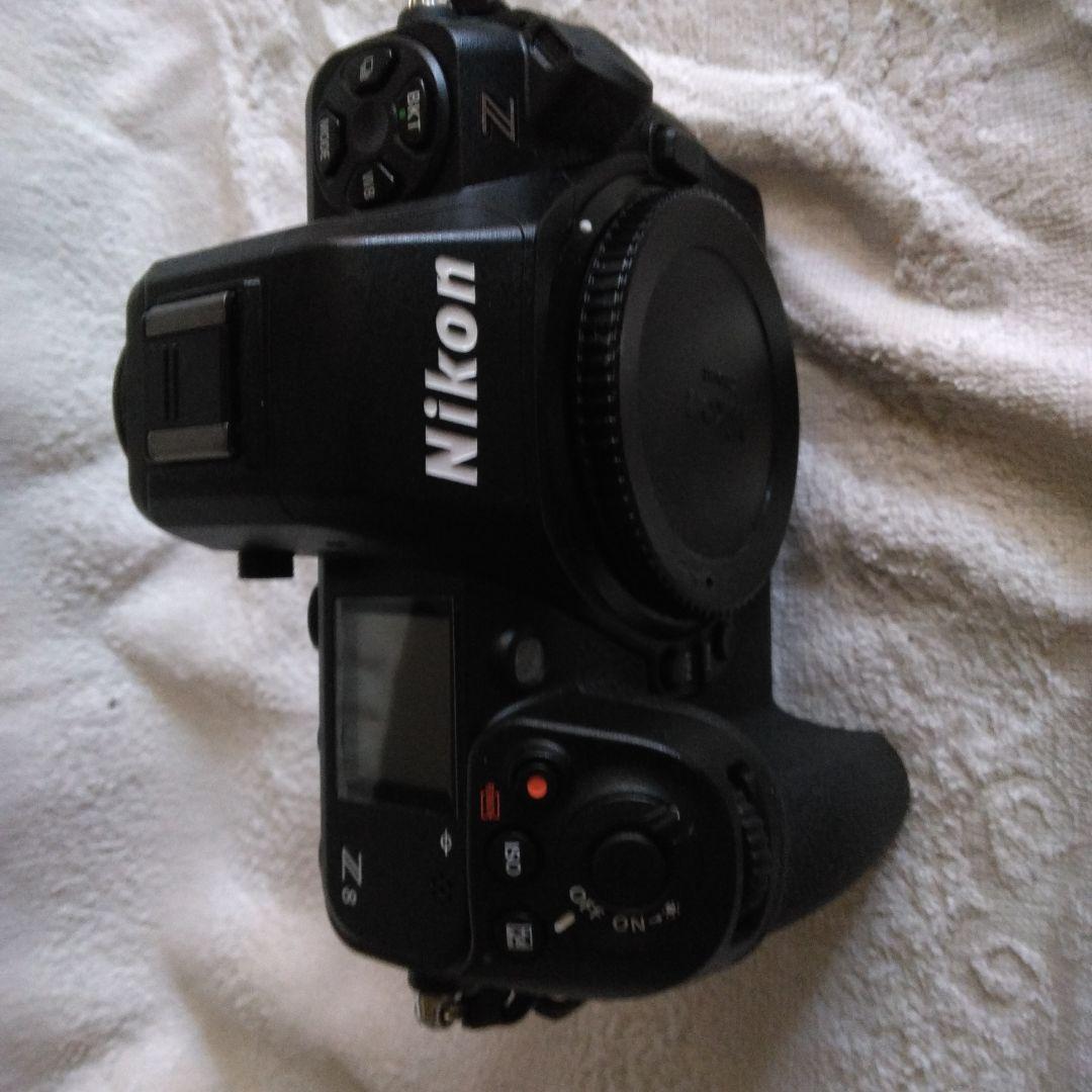 Nikon Z 8 ミラーレス一眼 本体とプログレード512ギガCFカード付