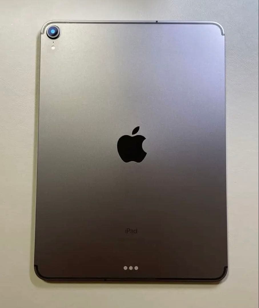 ①iPad Pro 第１世代256GB ②Apple Pencil 第2世代