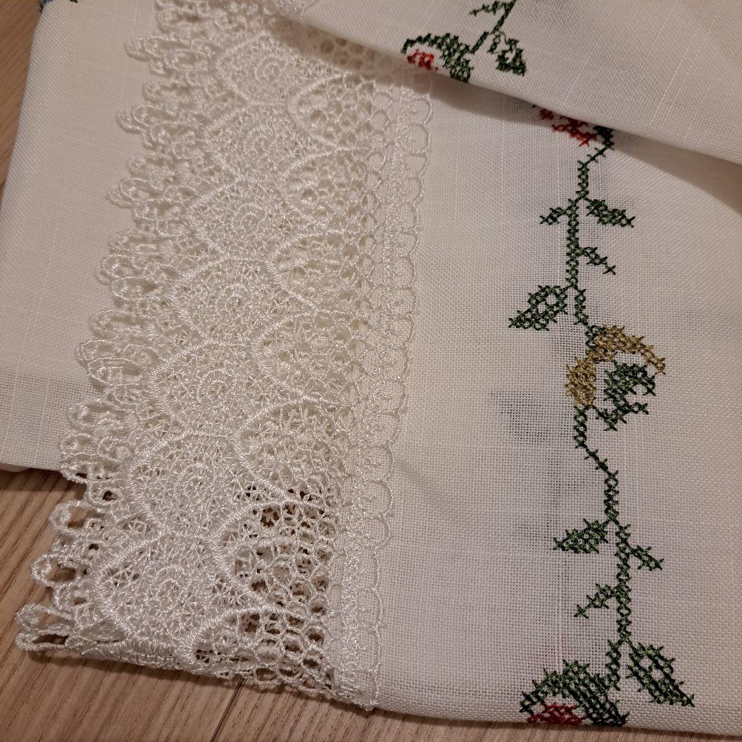 特大 テーブルクロス ヴィンテージ風 アンティーク風　レース 花柄刺繍