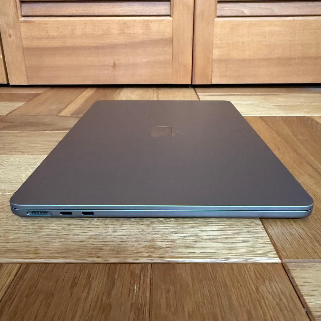 MacBook Air M2 バッテリー最大容量100% 【極美品】　13インチ