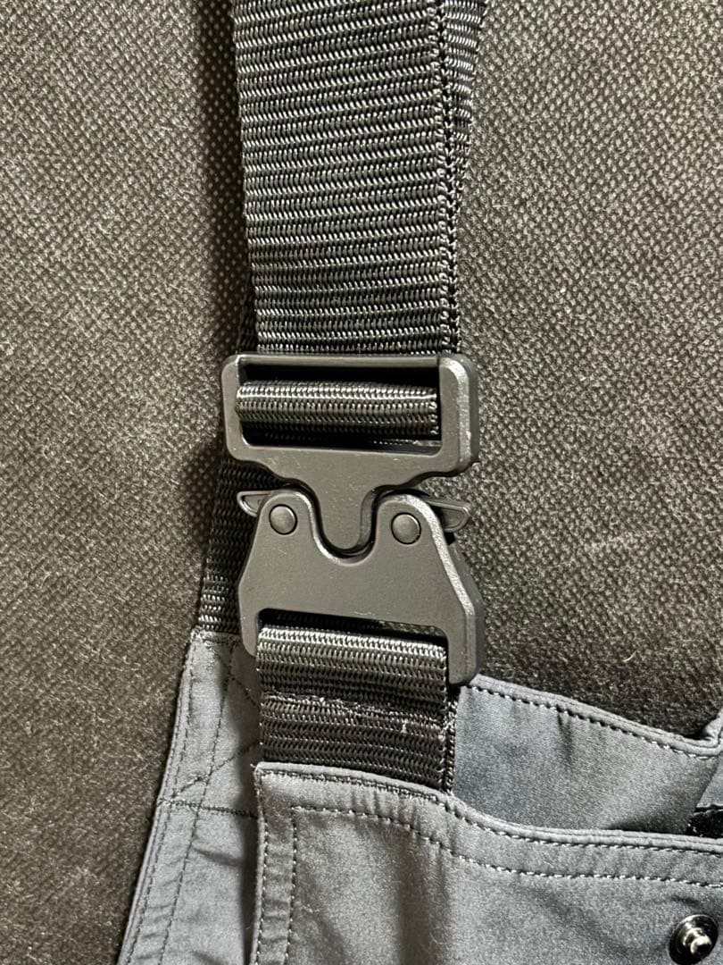 新品 OAKLEY カーキ スノーボード ビブパンツ Lサイズ オークリー 防水