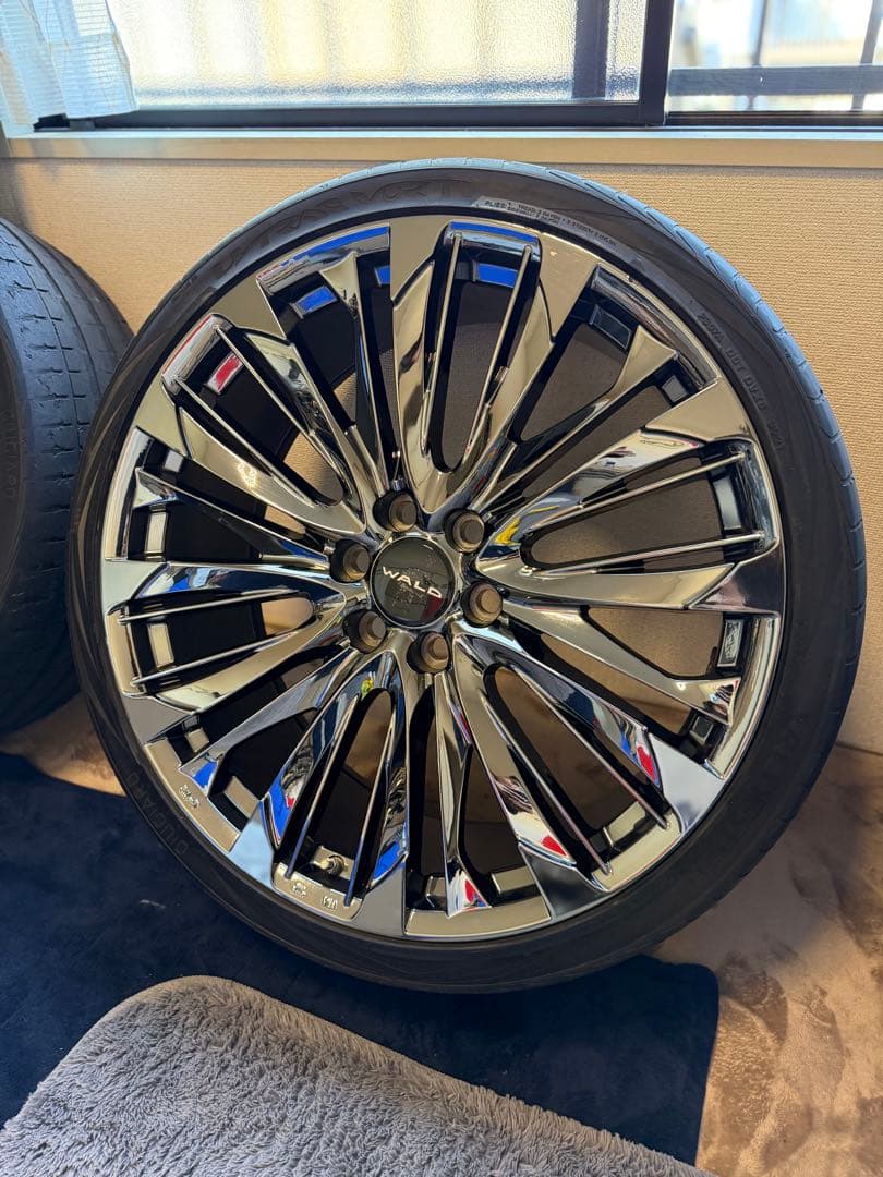 【美品】WALDジェニュインラインFS001 24インチ　ランクル・LXなどに！