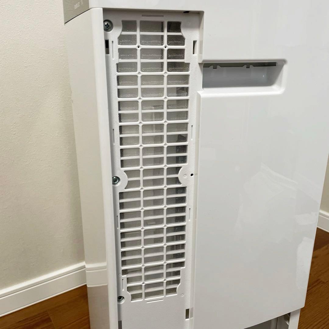 美品　Panasonic　F-YHUX200 衣類乾燥除湿器　2021年製