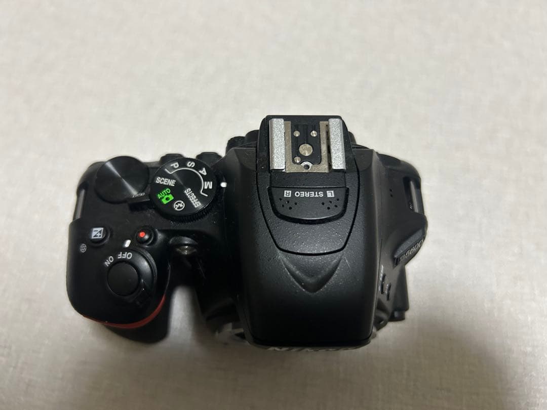 Nikon D5600 デジタル一眼レフカメラ