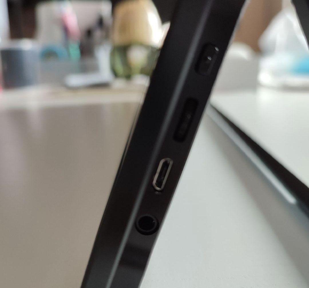 cocopar 17.3インチ フルHD モバイルディスプレイ 非光沢