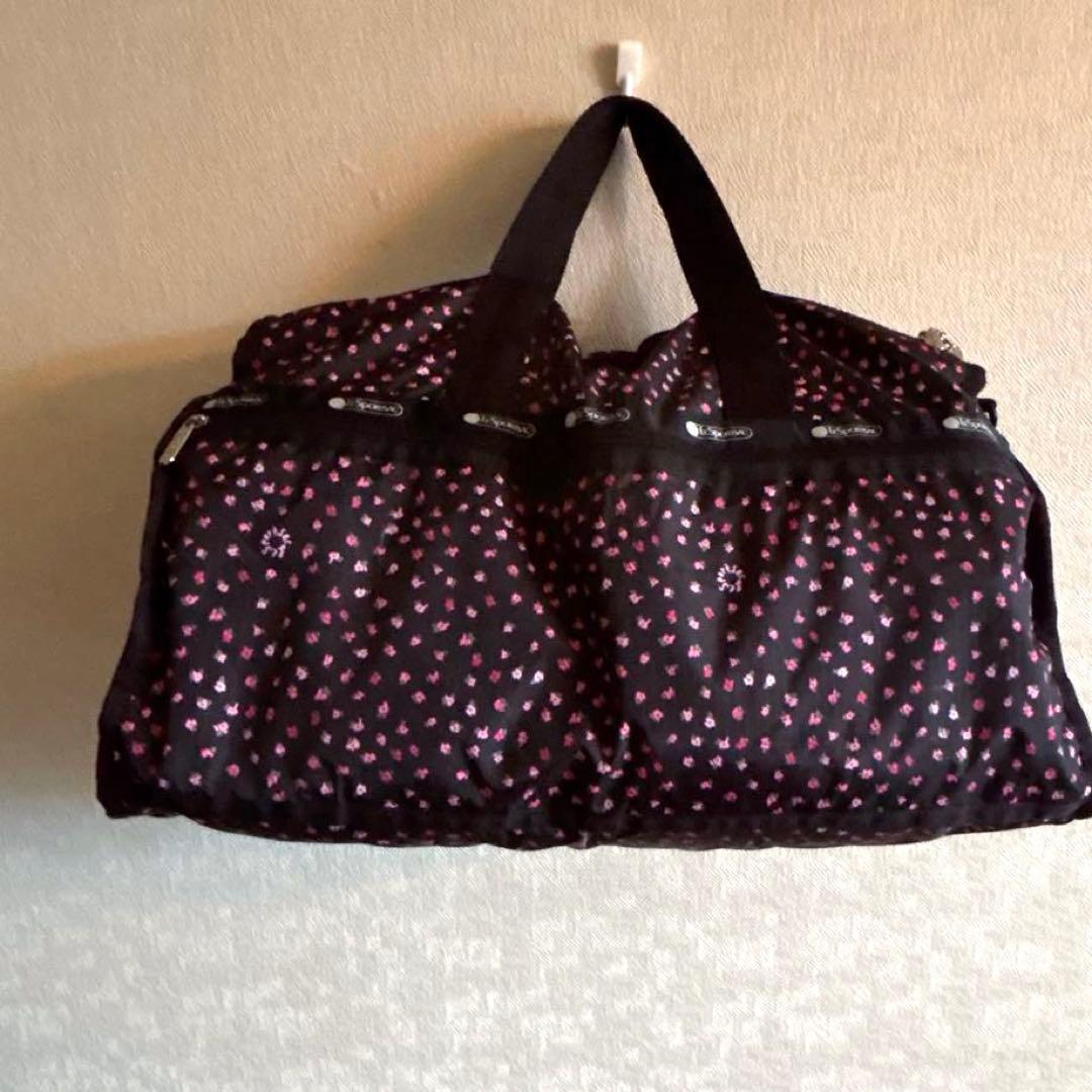 最終値下げ！美品！レスポートサック　ボストンバック　黒×花柄　ミニポーチ付