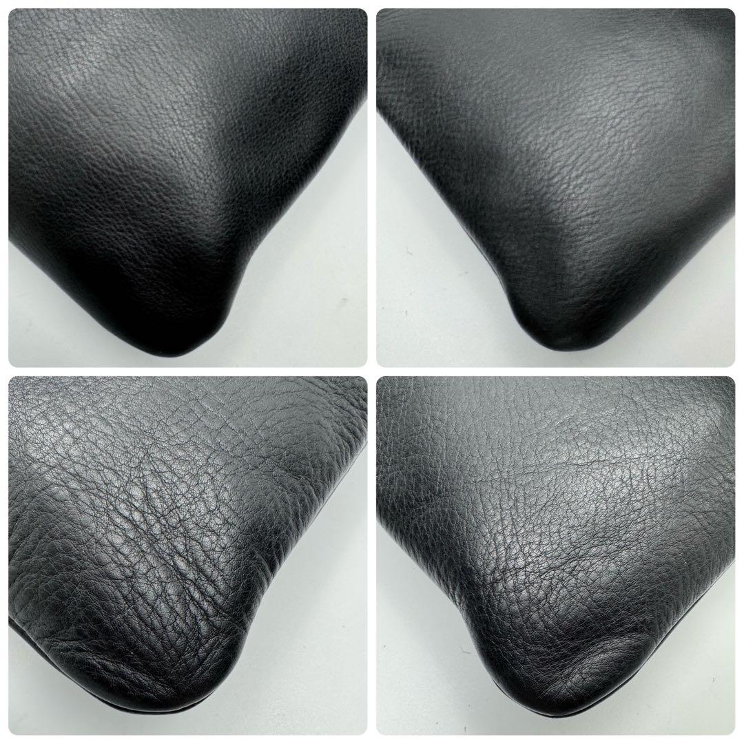 美品 イヴサンローラン レザー エンボスロゴ ショルダーバッグ ボディバッグ 黒