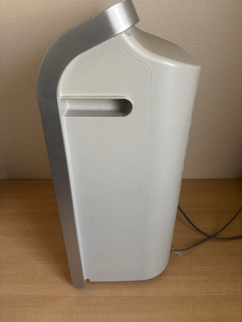 SHARP 衣類乾燥　除湿機　CV-C140