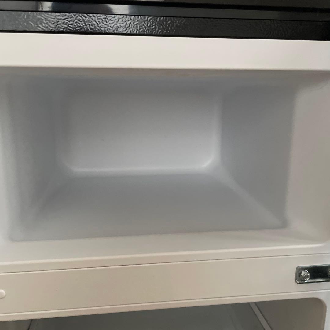 【送料込】2023年製　冷蔵庫　ノンフロン　2ドア87L y-select