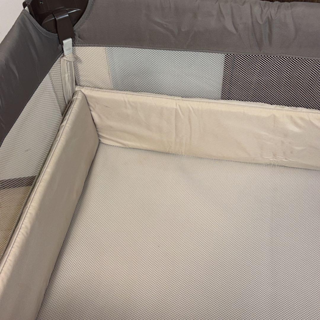 Aprica アップリカ　ココネル エアー ベビーベッド