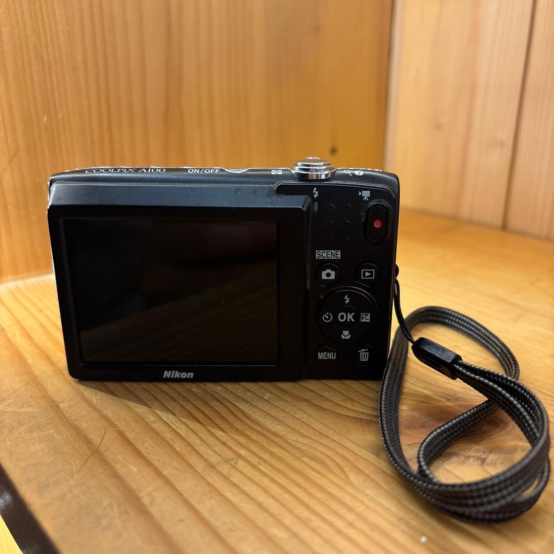 Nikon coolpix A100 （良品）