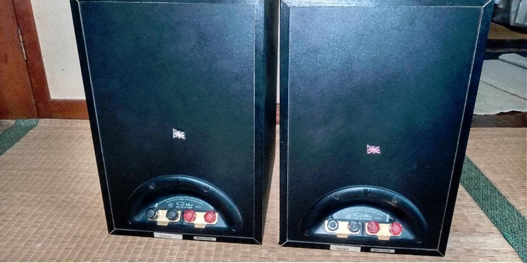 KEF Q15.2 スピーカー