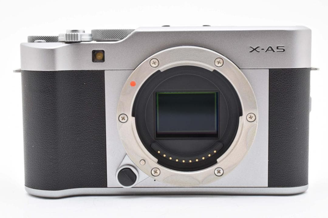 超美品 富士フイルム X-A5 ミラーレスデジタルカメラ ボディFujifilm
