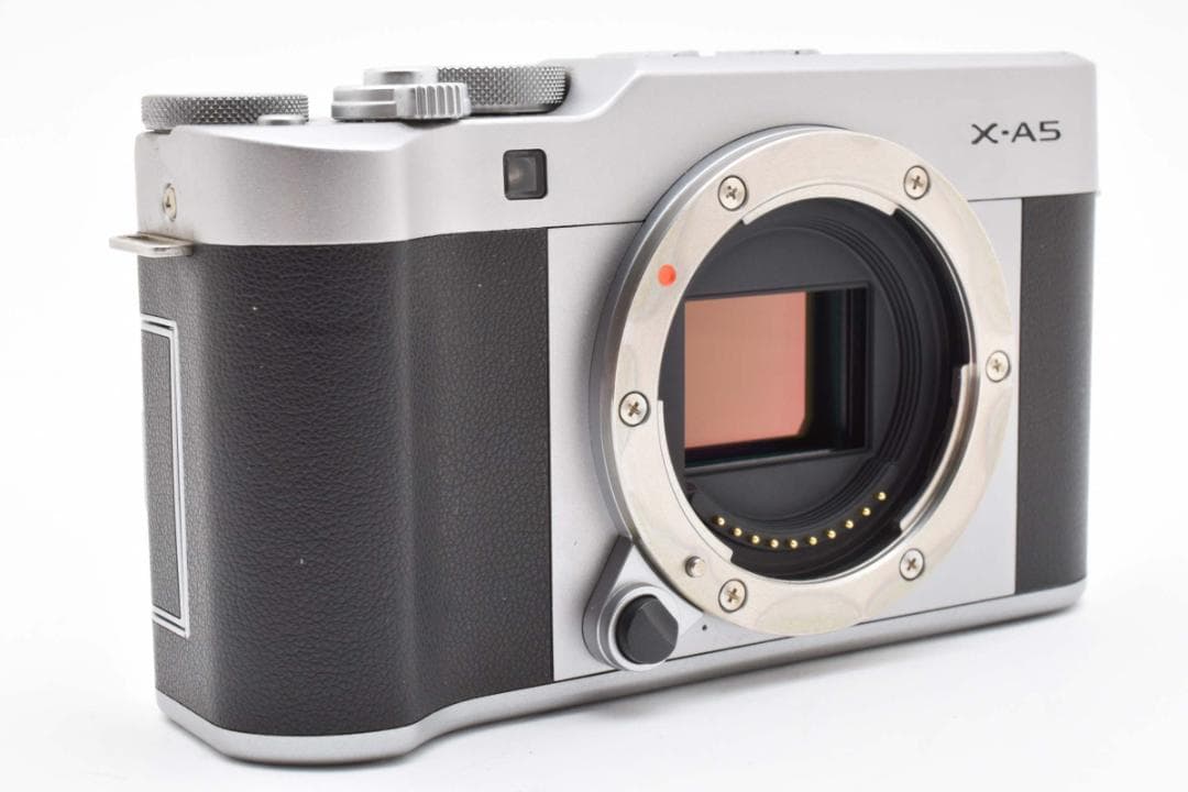 超美品 富士フイルム X-A5 ミラーレスデジタルカメラ ボディFujifilm