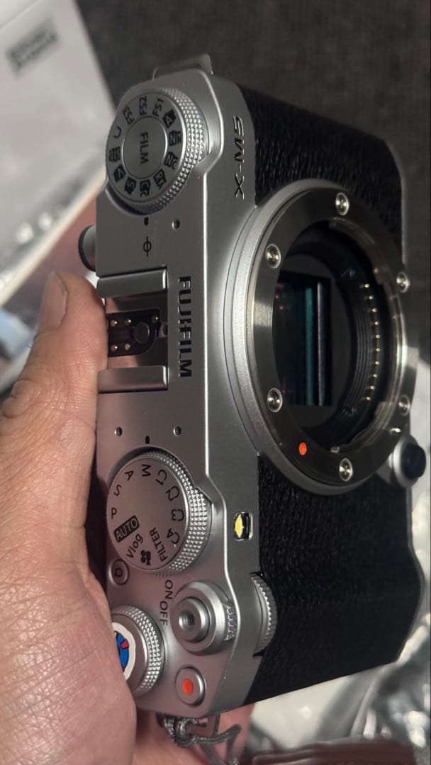FUJIFILM X-M5 XM5 シルバー