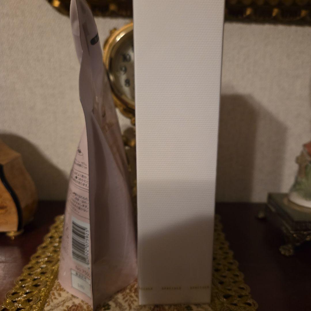 ノエビアスペチアーレセラムシャンプーリフィール360mL&トリートメント240g