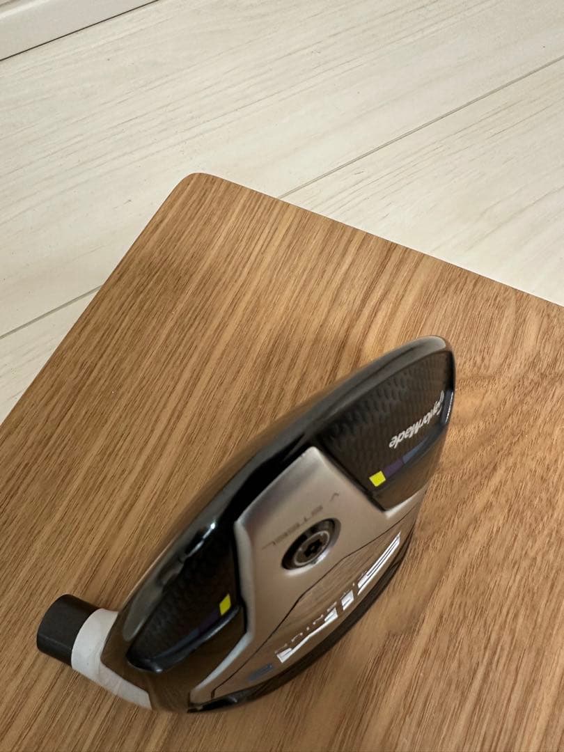 【美品】テーラーメイド SIM2 フェアウェイウッド ３番　右　ヘッドのみ