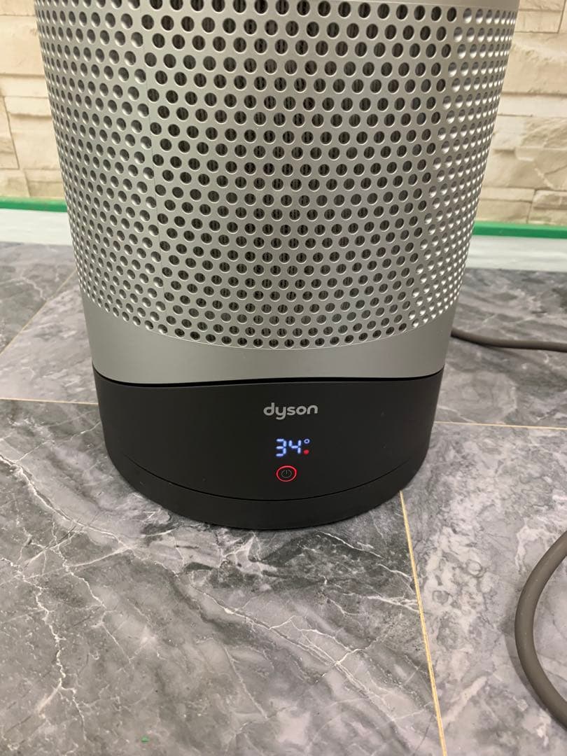 ダイソン Pure Hot Cool HP00 空気清浄機　暖房　冷房